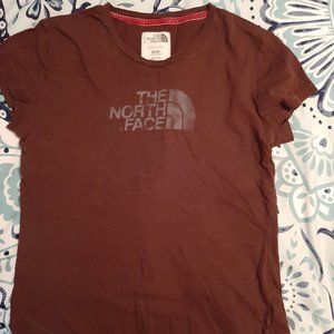 Northface Burgundy tshirt